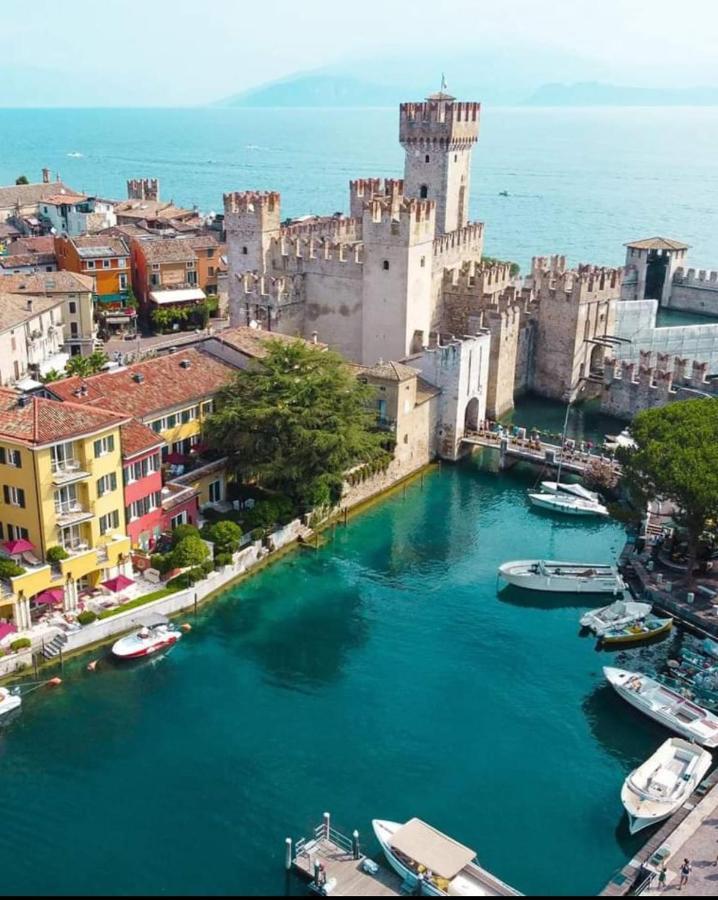 Home La Rosa Del Garda Peschiera del Garda Exterior photo